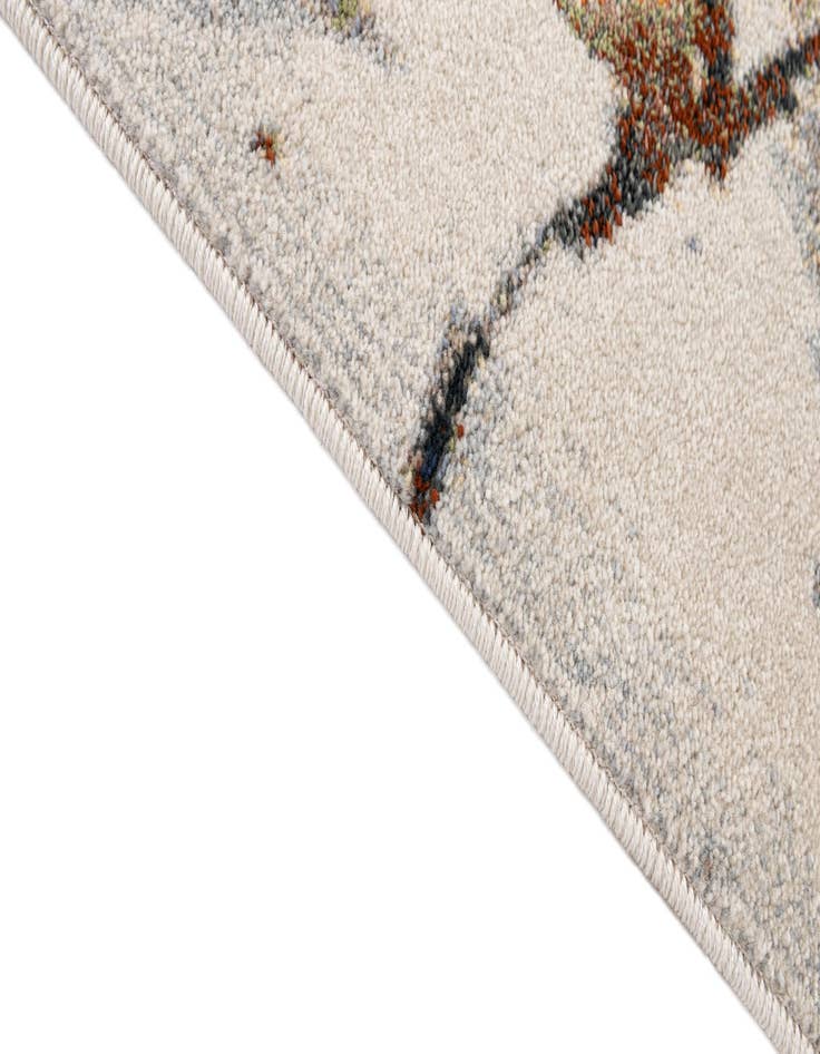 Detail image of  5' x 7' 10 Tuscany Rug