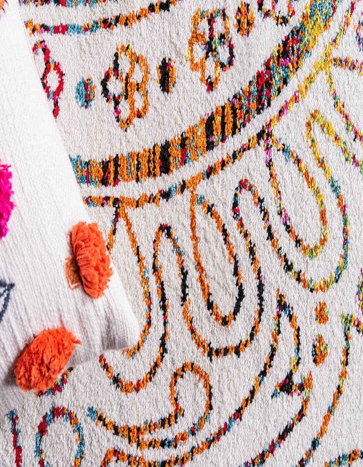 Detail image of  4' x 6' Tuscany Rug