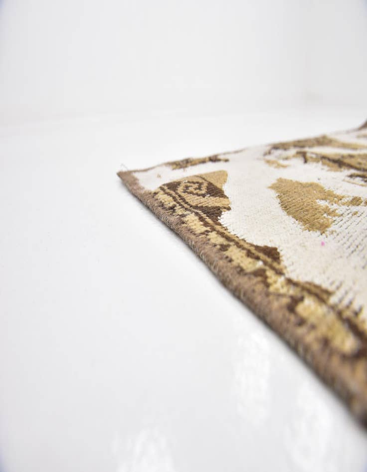 Detail image of  3' 2 x 6'  Hand Knotted Ultra Vintage Persian Wool Rug