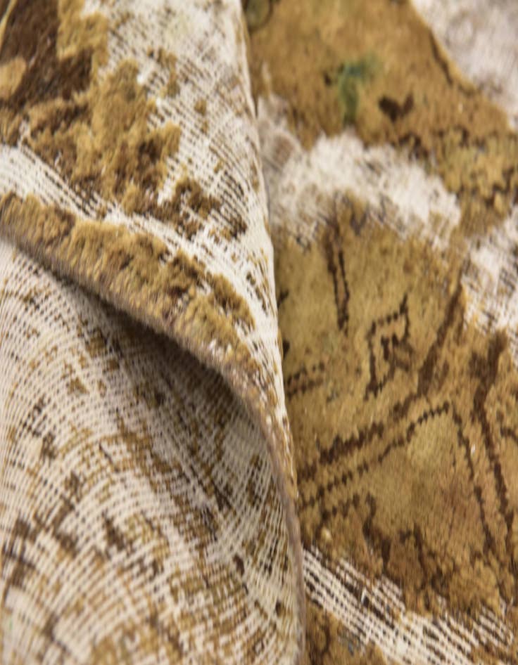 Detail image of  5' 2 x 6' 7  Hand Knotted Ultra Vintage Persian Wool Rug