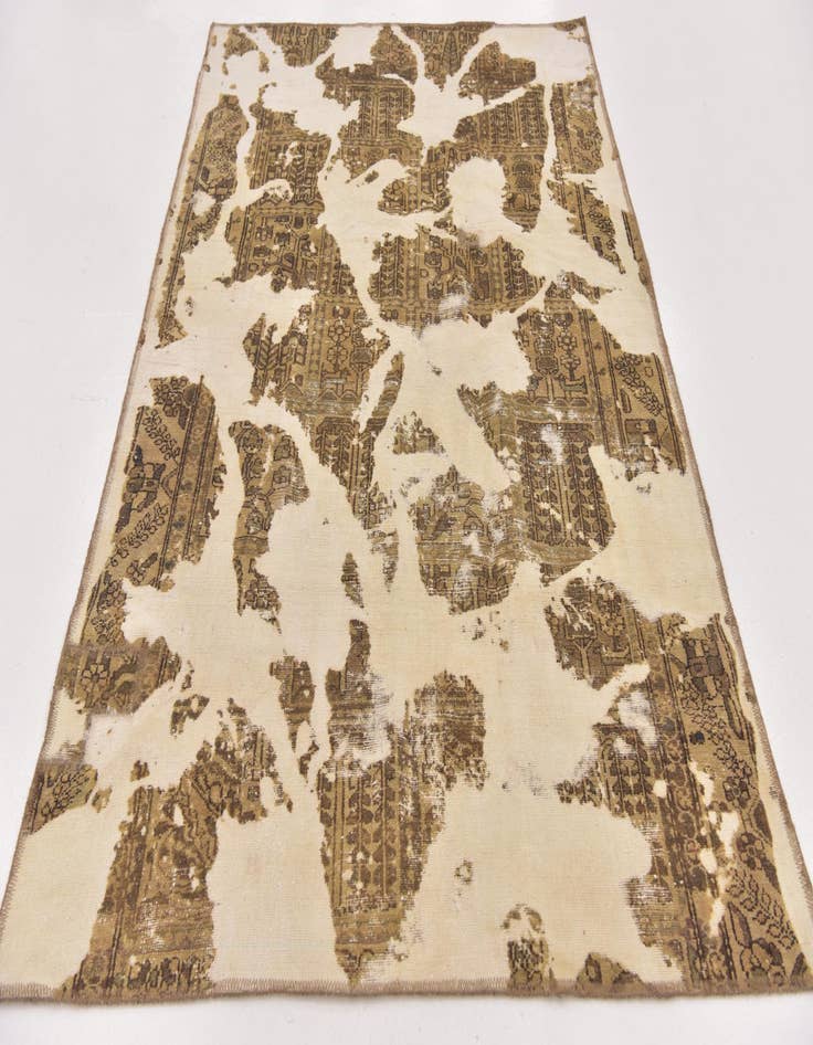 Detail image of  4' 8 x 7' 4  Hand Knotted Ultra Vintage Persian Wool Rug