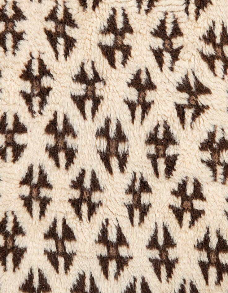 Detail image of  3' 3 x 4' 9  Hand Knotted Ultra Vintage Persian Wool Rug