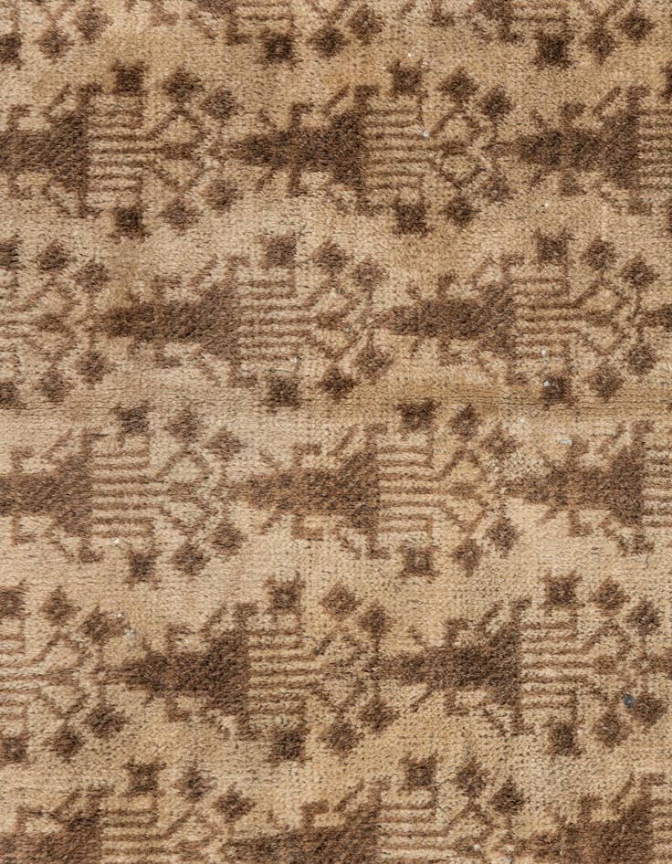 Detail image of  2' 8 x 4' 9  Hand Knotted Ultra Vintage Persian Wool Rug