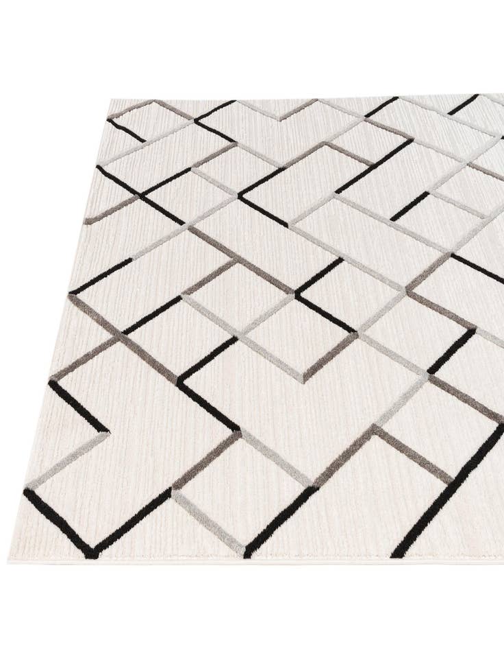 Detail image of Jill Zarin 5' 3 x 7' 8 Uptown Rug