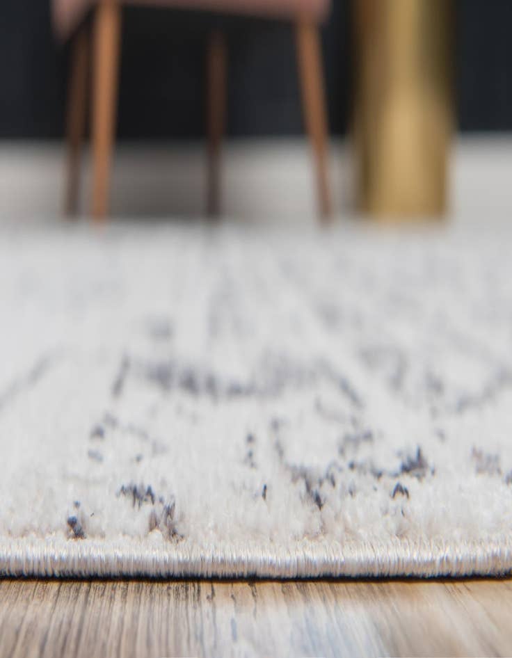 Detail image of  2' 2 x 3' Vega Rug