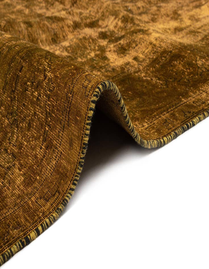 Detail image of  9' 5 x 12' 2 Vintage Royal Rug