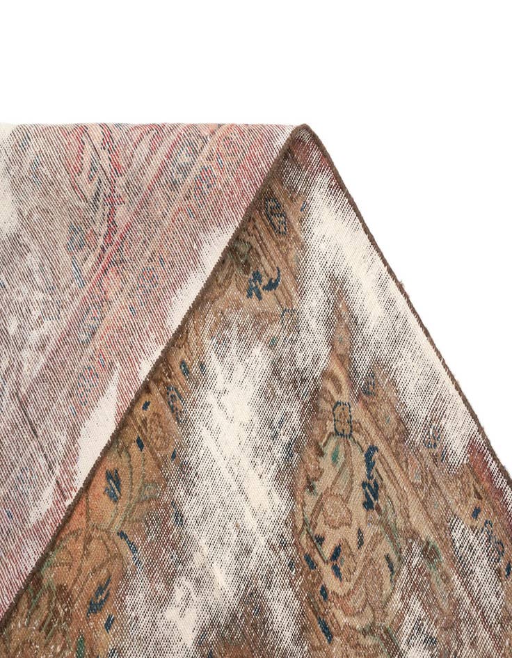 Detail image of  9' 2 x 11' Vintage Royal Rug