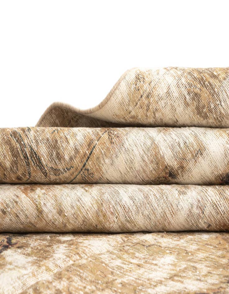 Detail image of  8' 9 x 12' Vintage Royal Rug