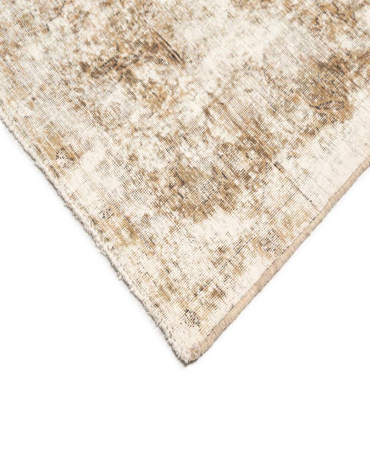 Detail image of  8' 9 x 12' Vintage Royal Rug