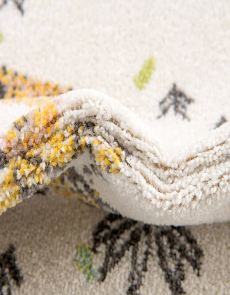 Detail image of  7' 10 x 10' Animals Whimsy Kids Rug