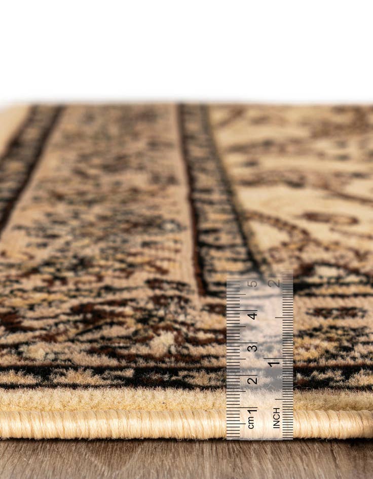 Detail image of  2' x 3' Yasmin Rug