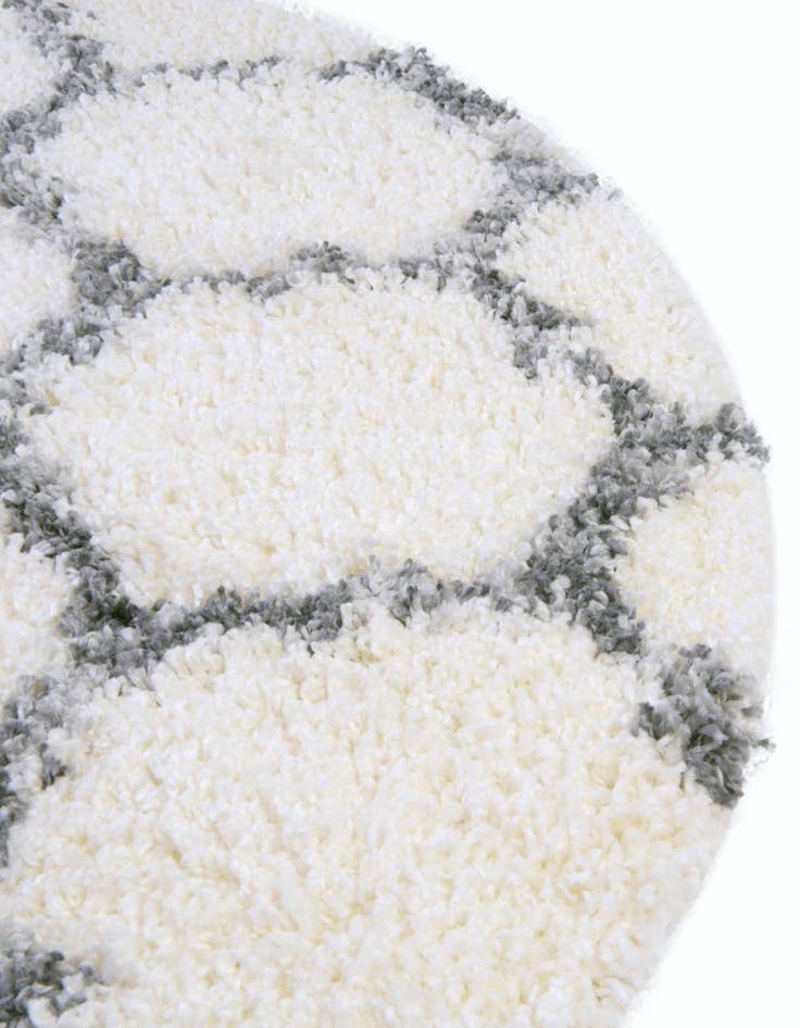 Detail image of  3' 3 x 3' 3 Athena Shag Round Rug