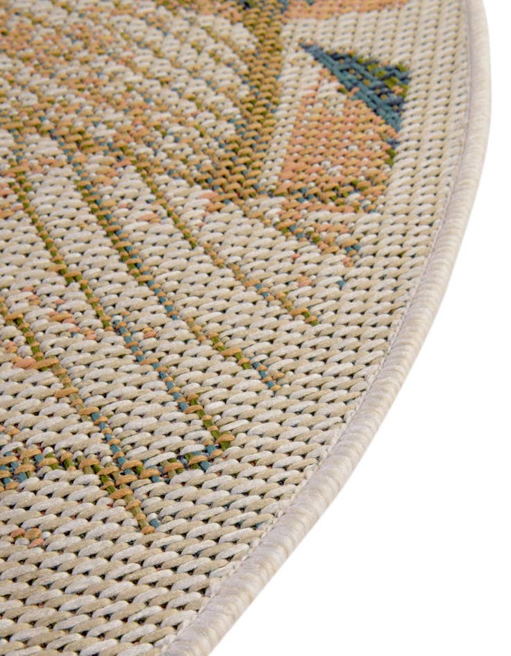 Detail image of  7' 10 x 7' 10  Washable Baja Indoor / Outdoor Round Rug