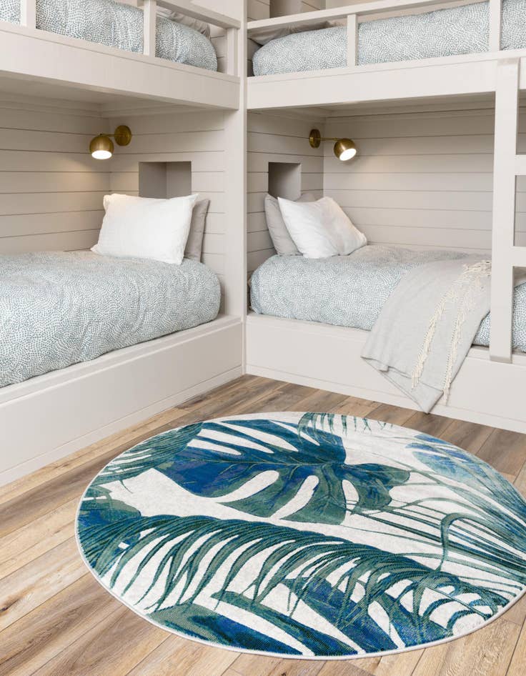 Detail image of  7' x 7' Blossom Round Rug