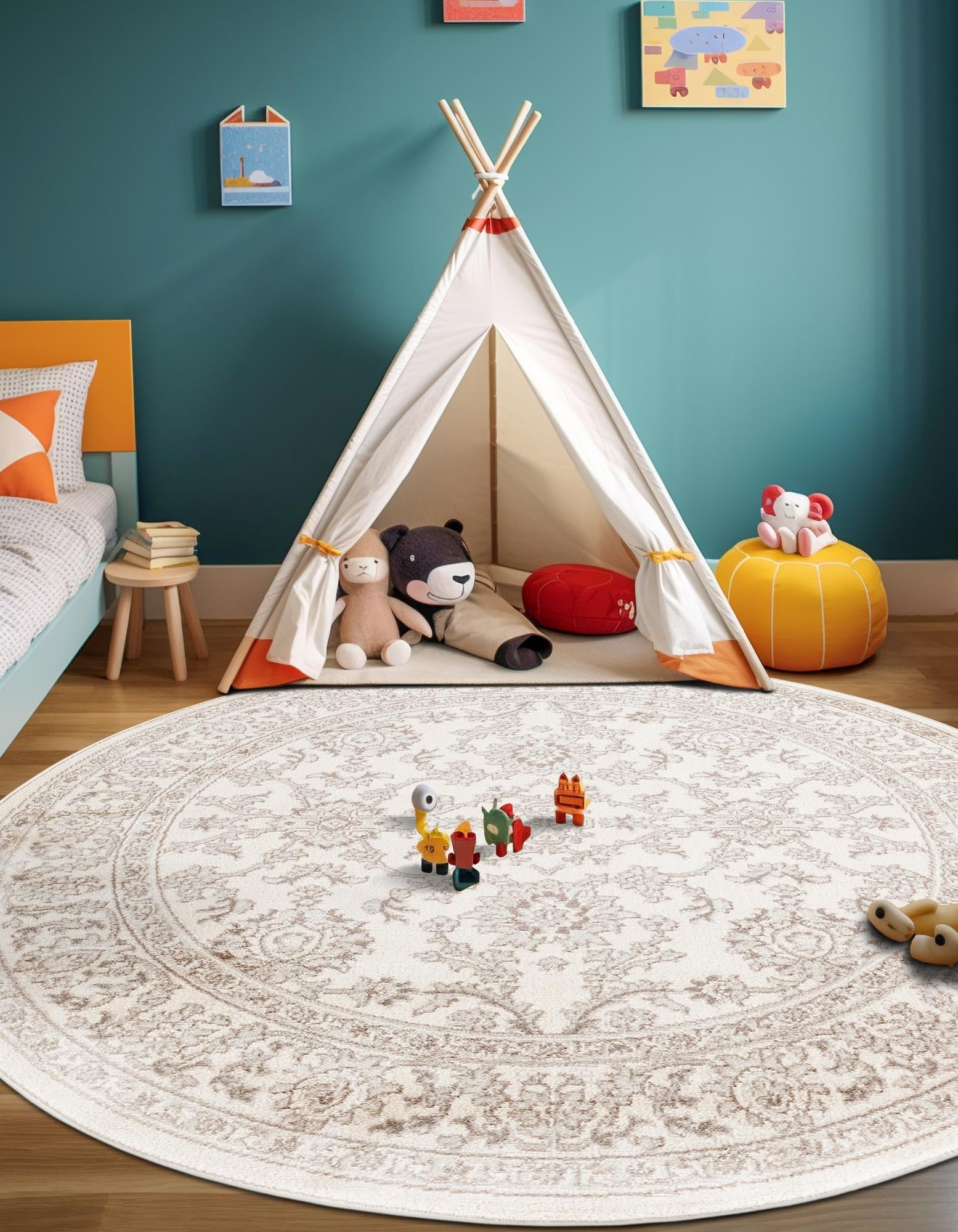 Ivory 10' x 10' Charlotte Round Rug | Rugs.com
