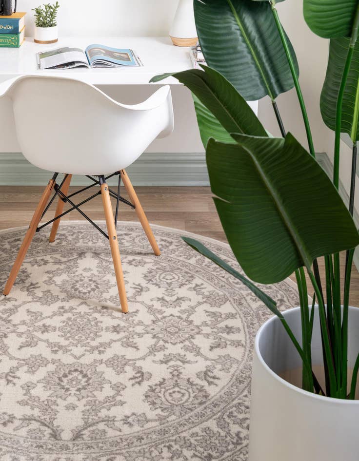 Detail image of  6' 1 x 6' 1 Charlotte Round Rug