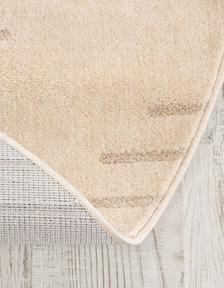 Detail image of 5' x 5' Contour Round Rug