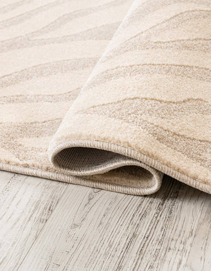 Detail image of  8' x 8' Contour Round Rug