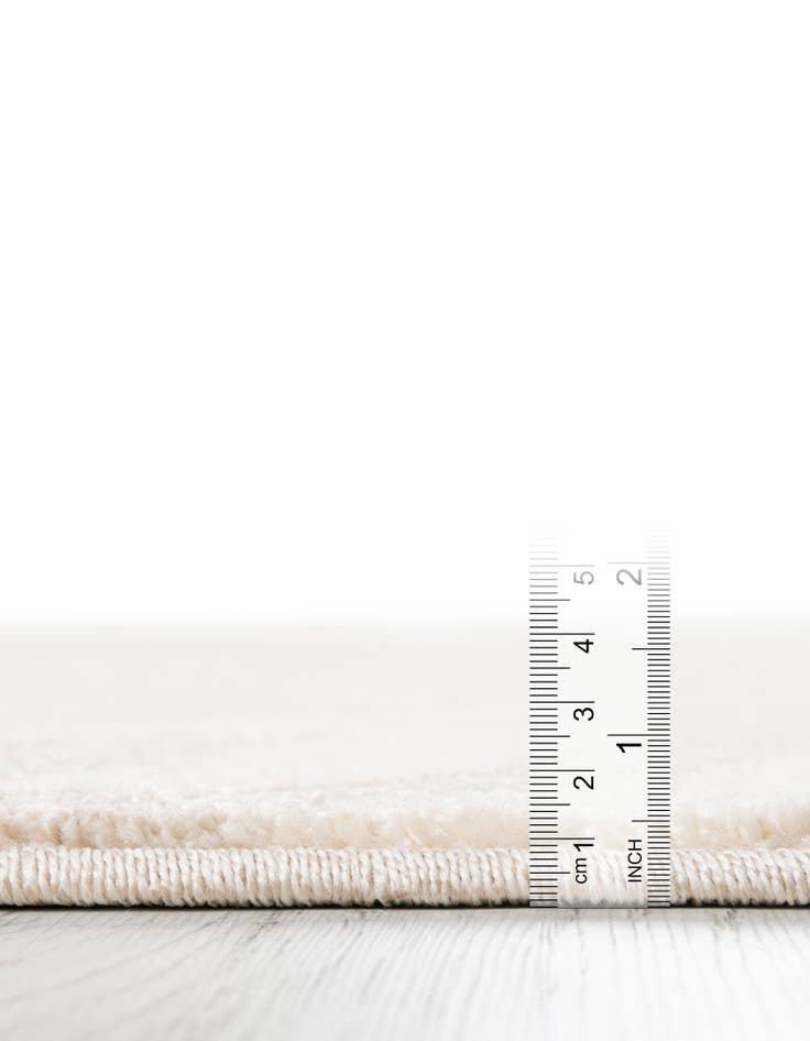 Detail image of  8' x 8' Contour Round Rug