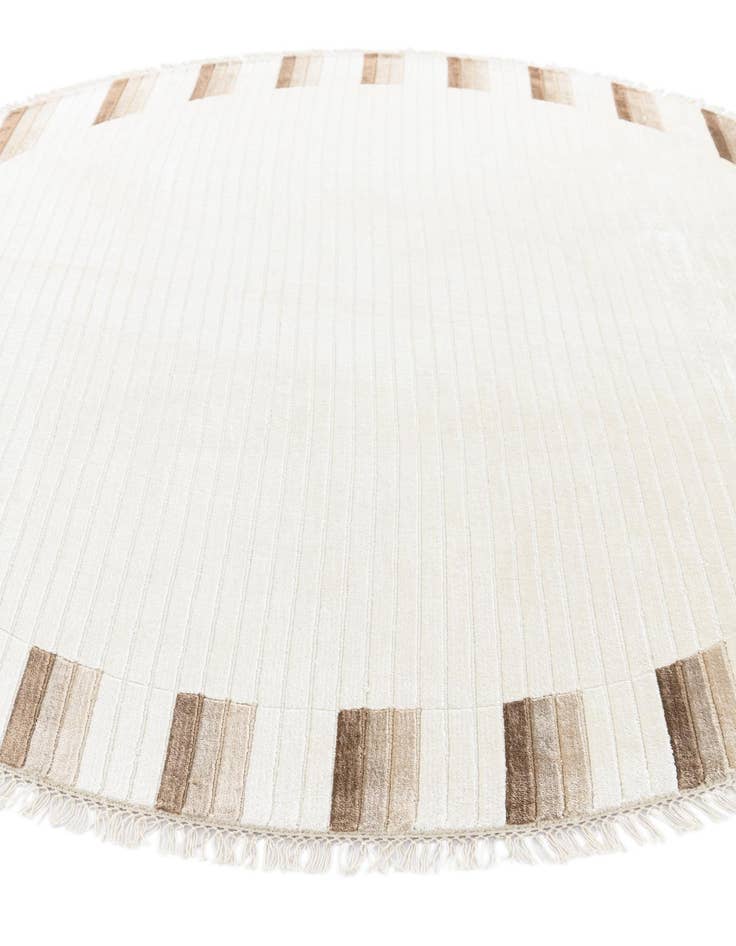 Detail image of  6' 6 x 6' 6  Hand Knotted Darya Wool Round Rug