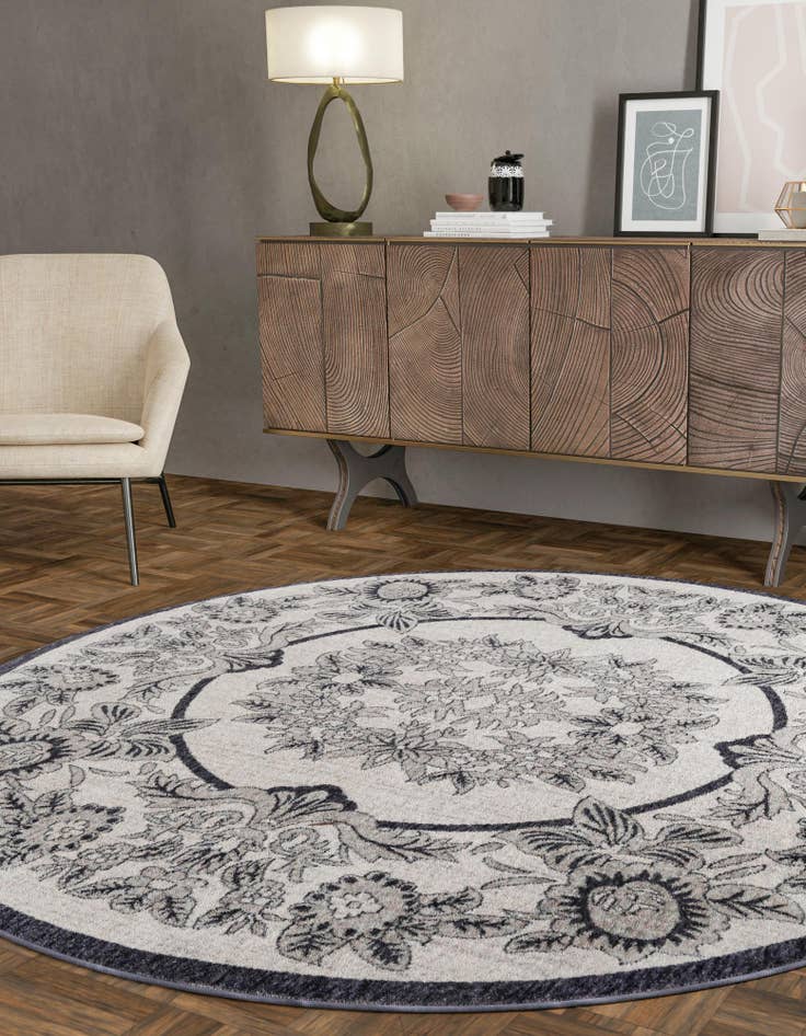 Detail image of  7' x 7' Eco Traditional Round Rug