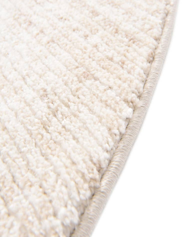 Detail image of  7' 10 x 7' 10 Gemstone Round Rug