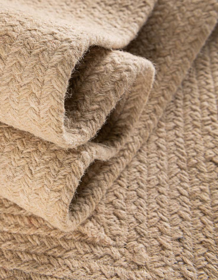 Detail image of  3' 1 x 3' 1  Hand Hand Braided Wool Round Rug