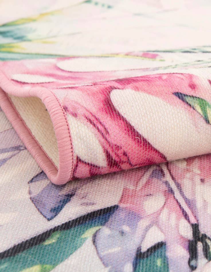 Detail image of  3' 3 x 3' 3  Washable Jill Zarin Caribbean Indoor / Outdoor Round Rug