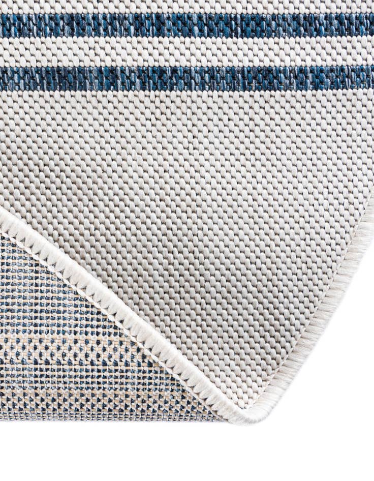 Detail image of  4' x 4'  Washable Jill Zarin Anguilla Indoor / Outdoor Round Rug