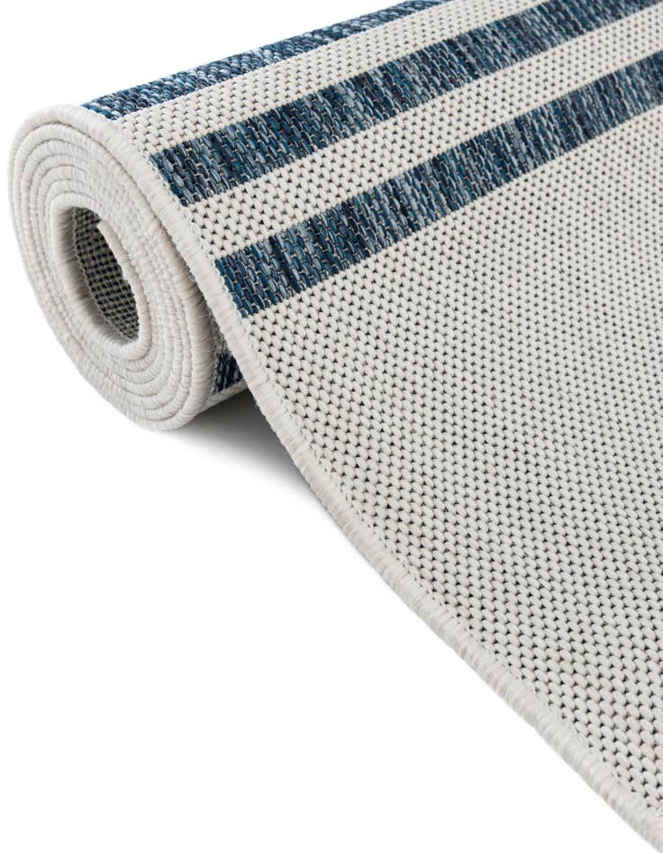 Detail image of  4' x 4'  Washable Jill Zarin Anguilla Indoor / Outdoor Round Rug