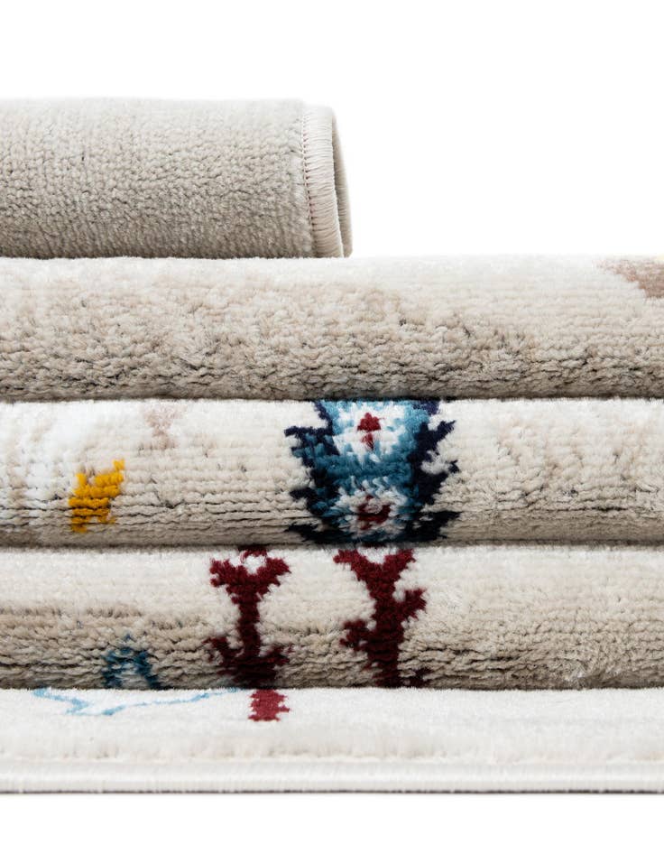 Detail image of  3' 1 x 3' 1 Laguna Round Rug