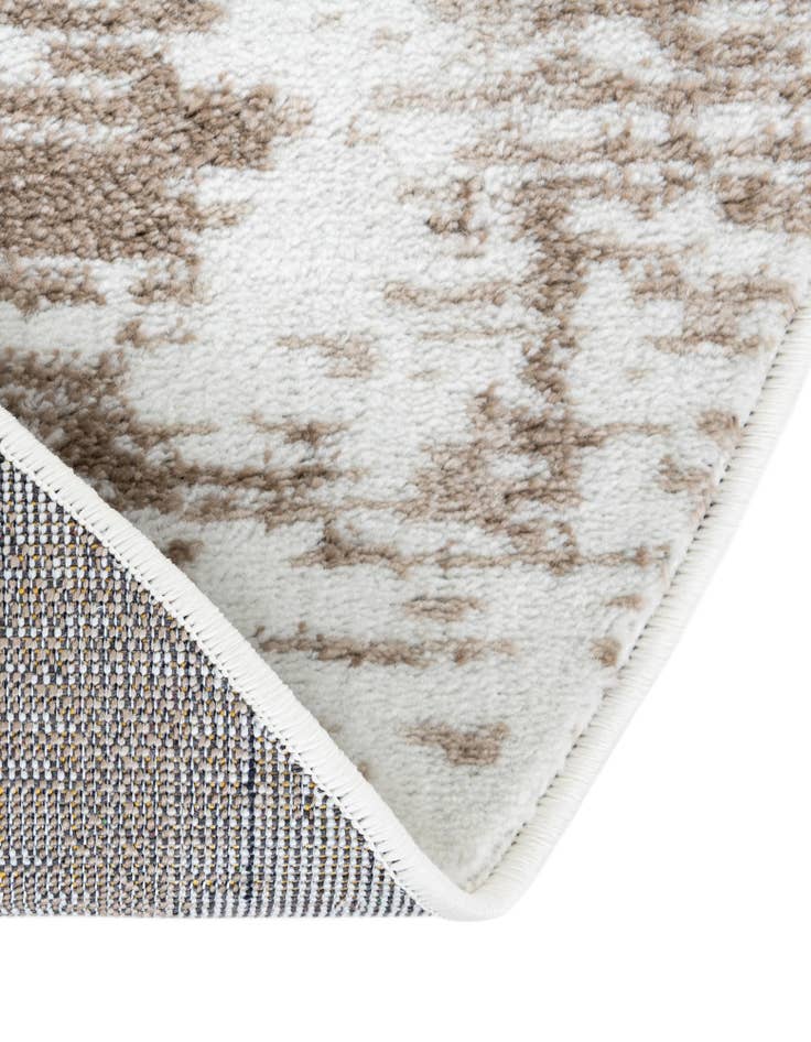 Detail image of  3' 1 x 3' 1 Laguna Round Rug