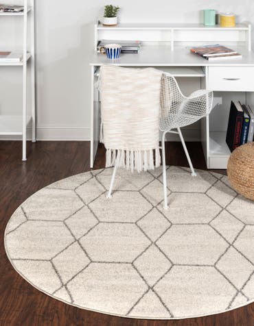  6' x 6' Lattice Frieze Round Rug