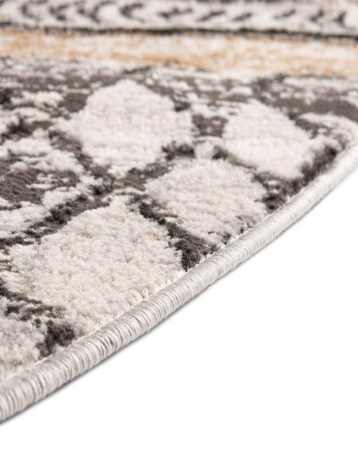 Detail image of  6' x 6' Leipzig Round Rug