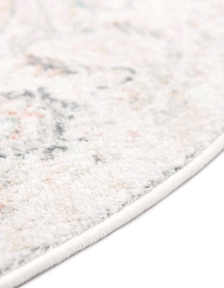 Detail image of  7' 10 x 7' 10 Madeline Vintage Round Rug