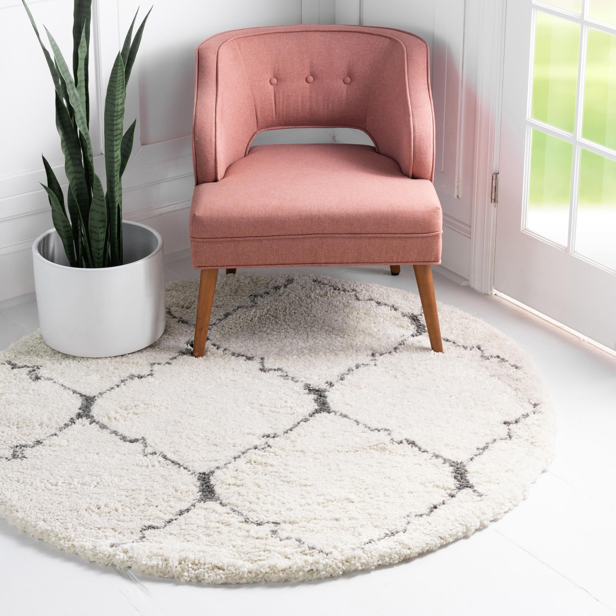 Primary image  8' x 8' Moroccan Shag Round Rug