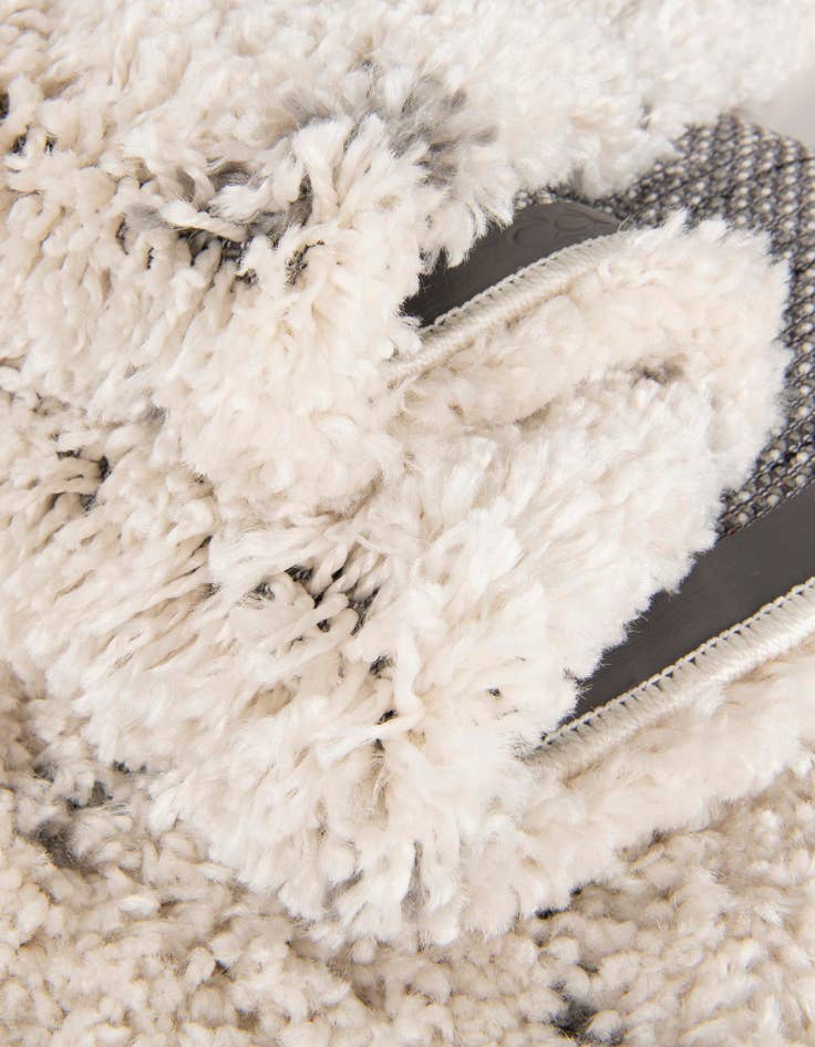 Detail image of  6' x 6' Moroccan Shag Round Rug