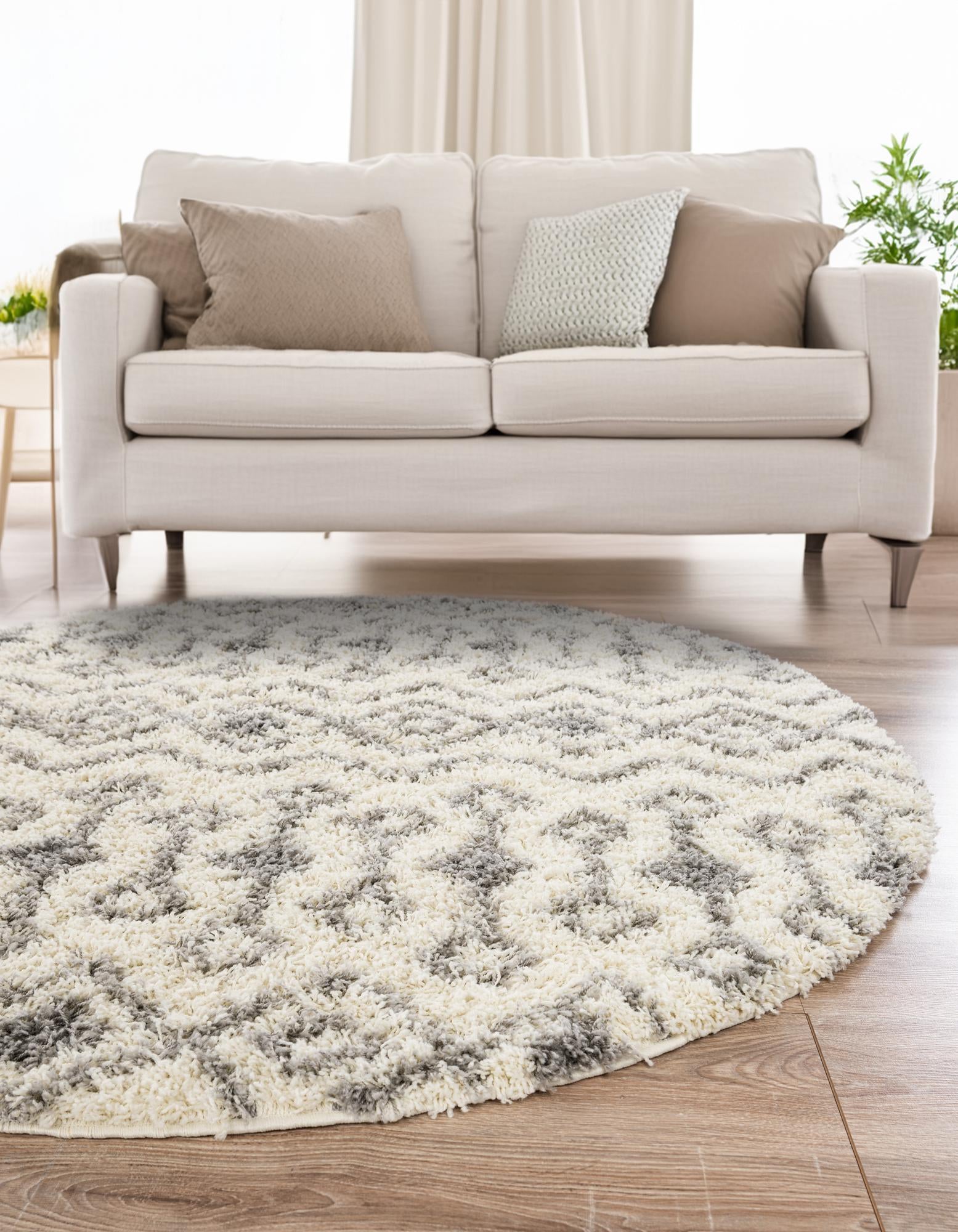 Ivory 10' x 10' Moroccan Trellis Shag Round Rug | Rugs.com