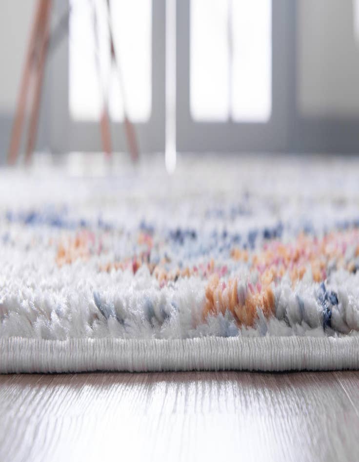 Detail image of  4' x 4' Morocco Round Rug