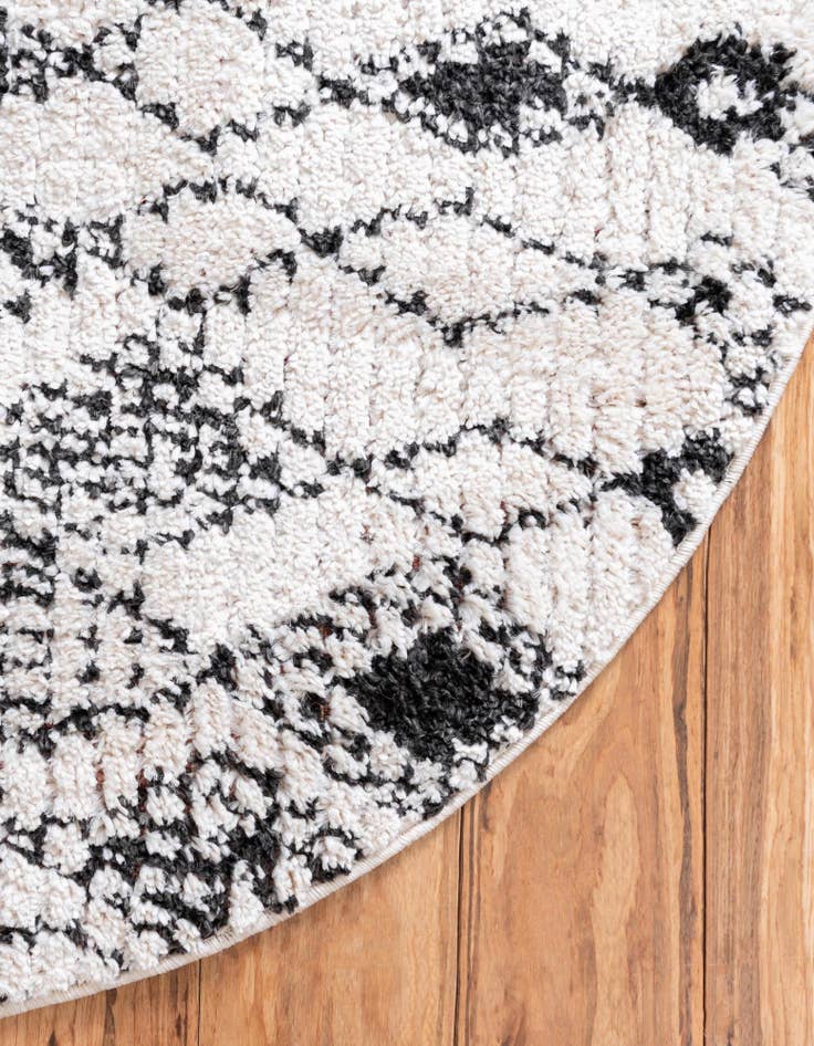 Detail image of  4' x 4' Morocco Round Rug