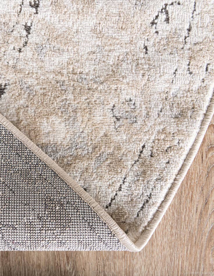 Detail image of  5' 3 x 5' 3 Oregon Round Rug