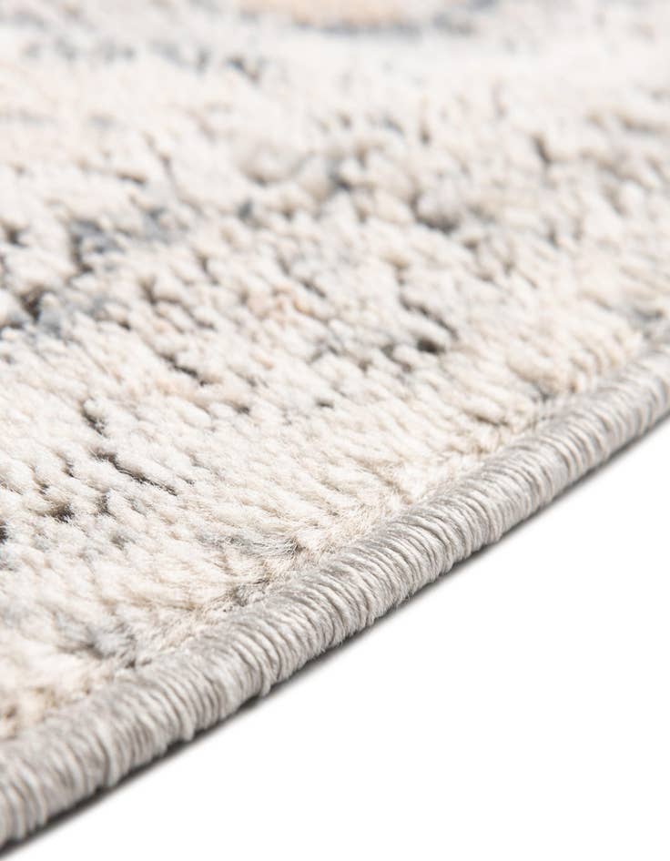 Detail image of  5' x 5' Oregon Round Rug