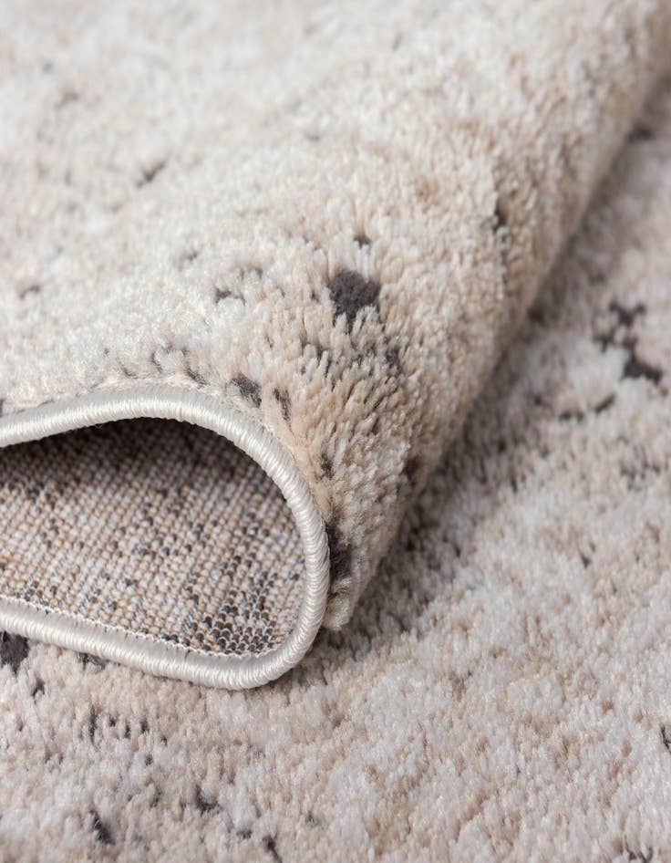 Detail image of  5' x 5' Oregon Round Rug