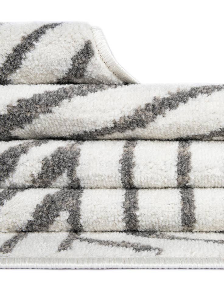 Detail image of  10' x 10' Oslo Round Rug