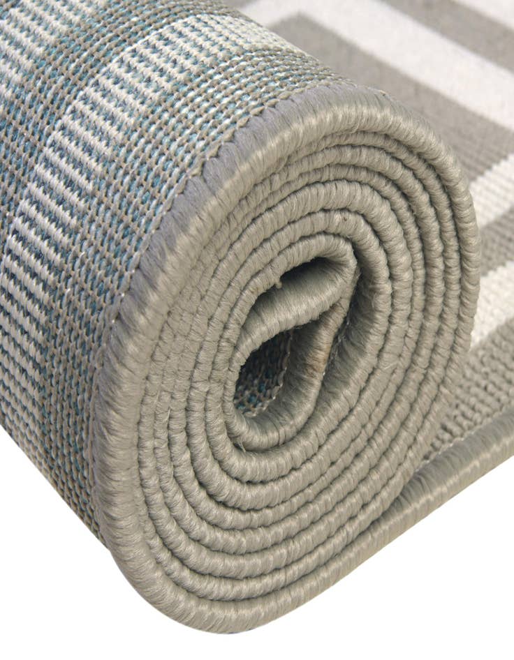 Detail image of  4' x 4'  Washable Coastal Indoor / Outdoor Round Rug