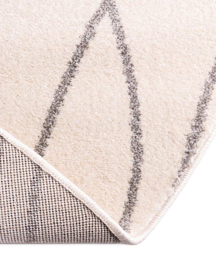 Detail image of  8' x 8' Titania Round Rug