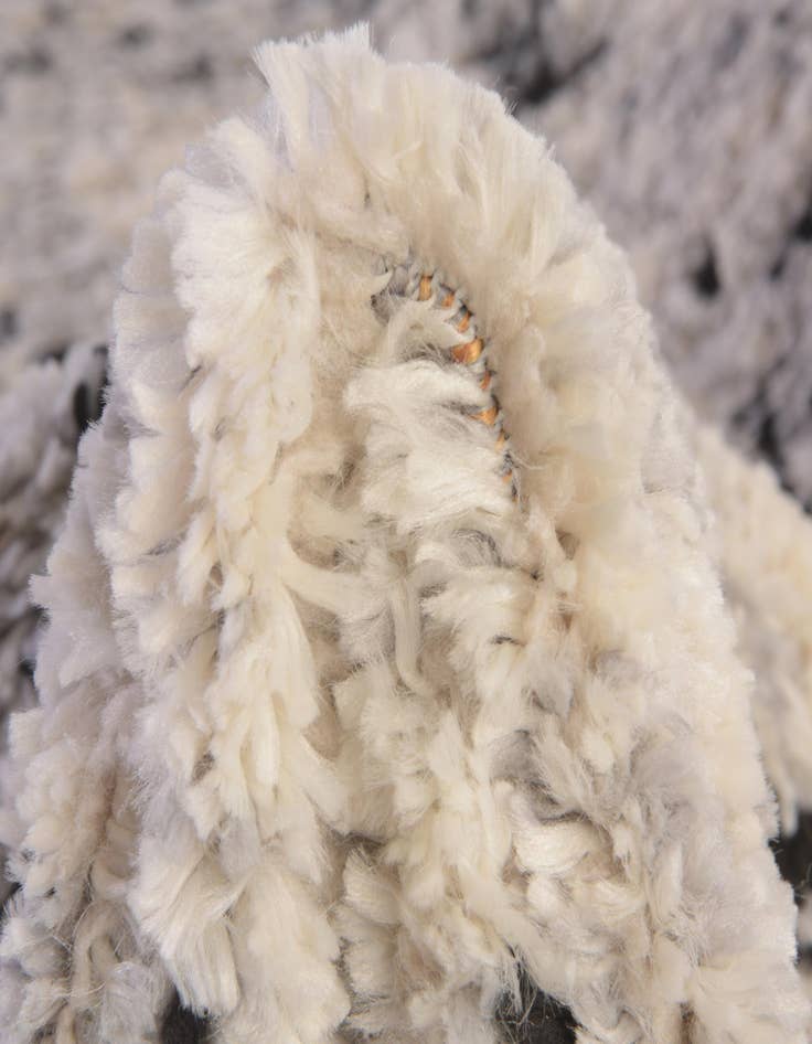 Detail image of  5' x 5' Tucson Round Rug