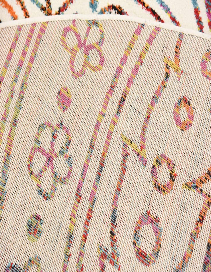 Detail image of  8' x 8' Tuscany Round Rug