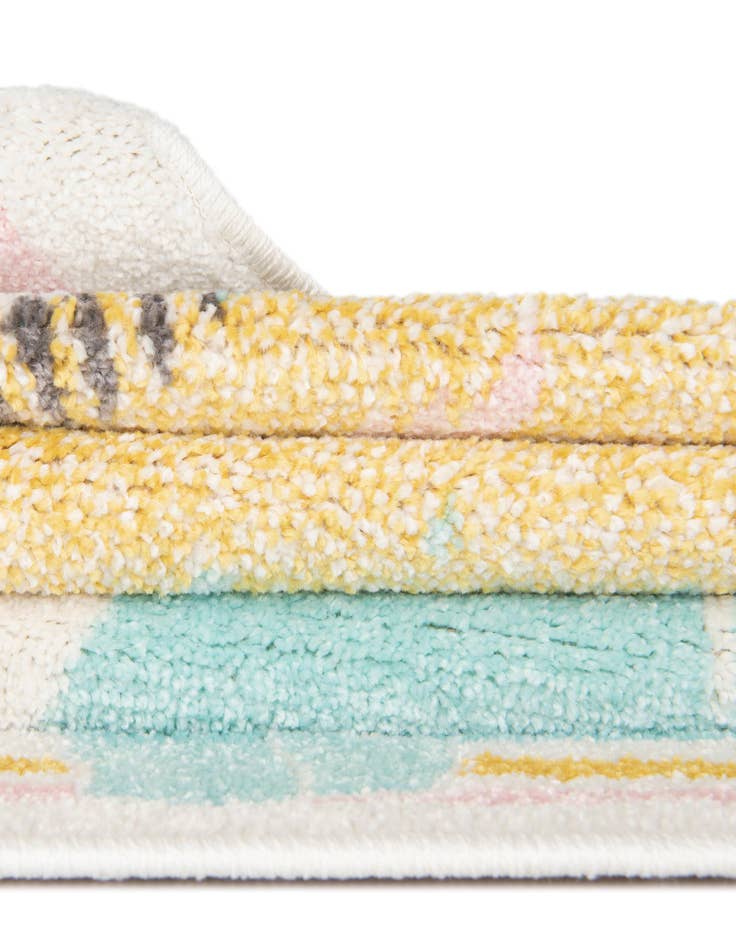 Detail image of  7' 10 x 7' 10 Animals Whimsy Kids Round Rug