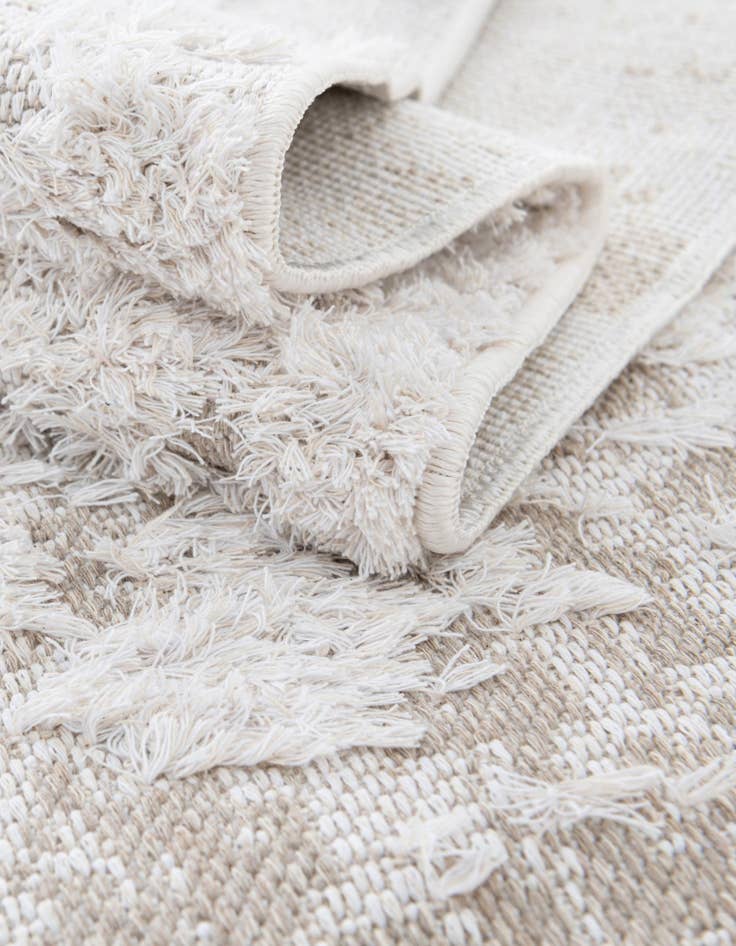 Detail image of  2' 3 x 4' Abbey Runner Rug